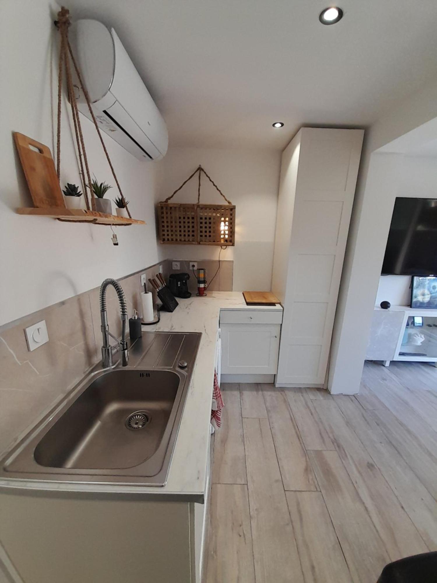 Sunshine Apartment *